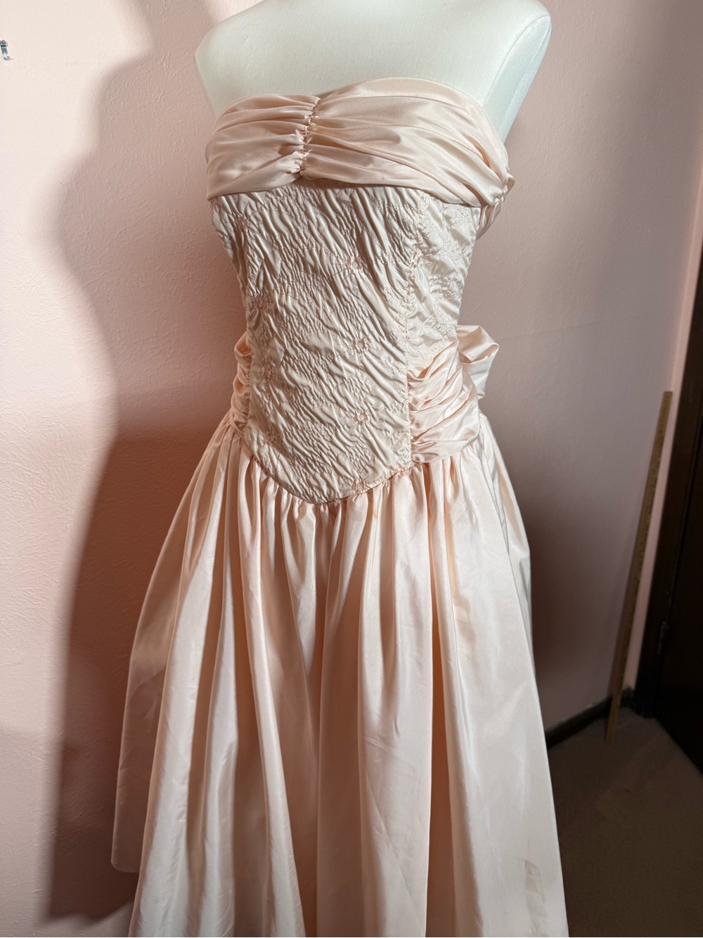Vintage 1990’s Cachet Blush pink balletcore full skirt strapless formal Dress Sm
